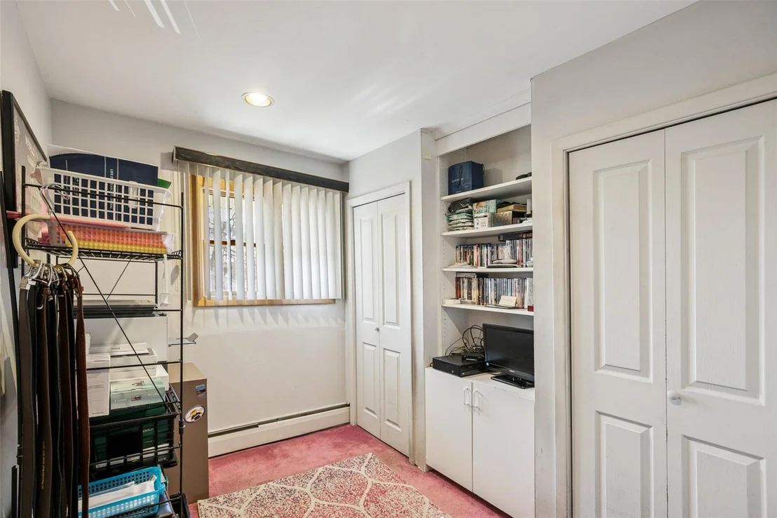 Photo of 19 Sandra Drive