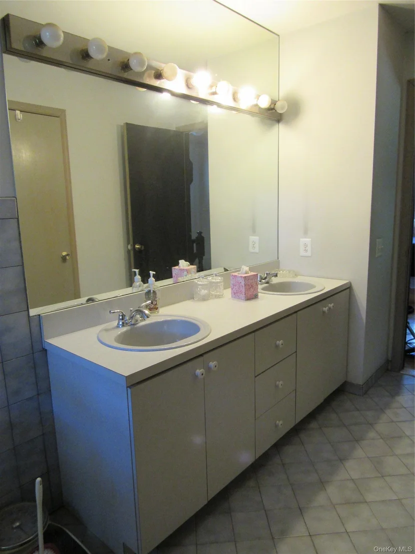 Photo of 37 Sunset Drive