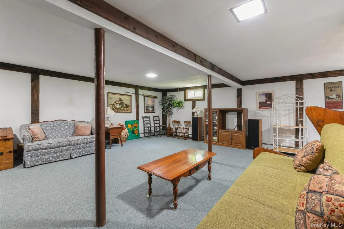 Photo of 42 Summit Drive