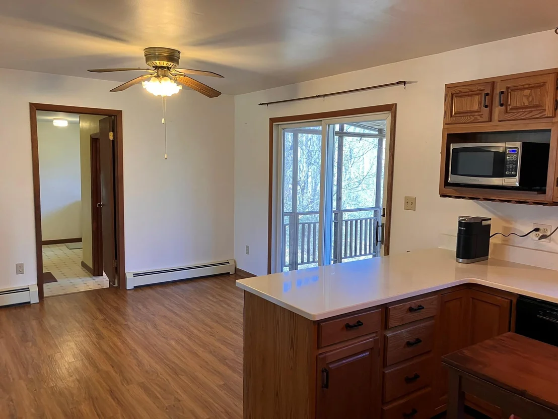 Photo of 218 Roosevelt Road