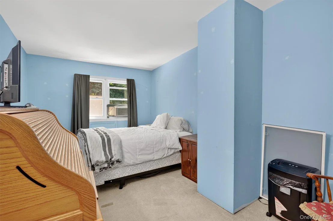Photo of 5 Roundtree Court