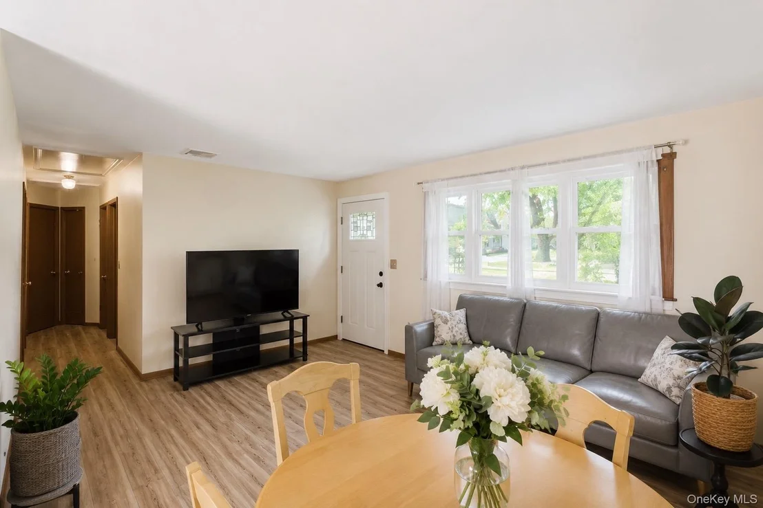 Photo of 1016 Howells Road