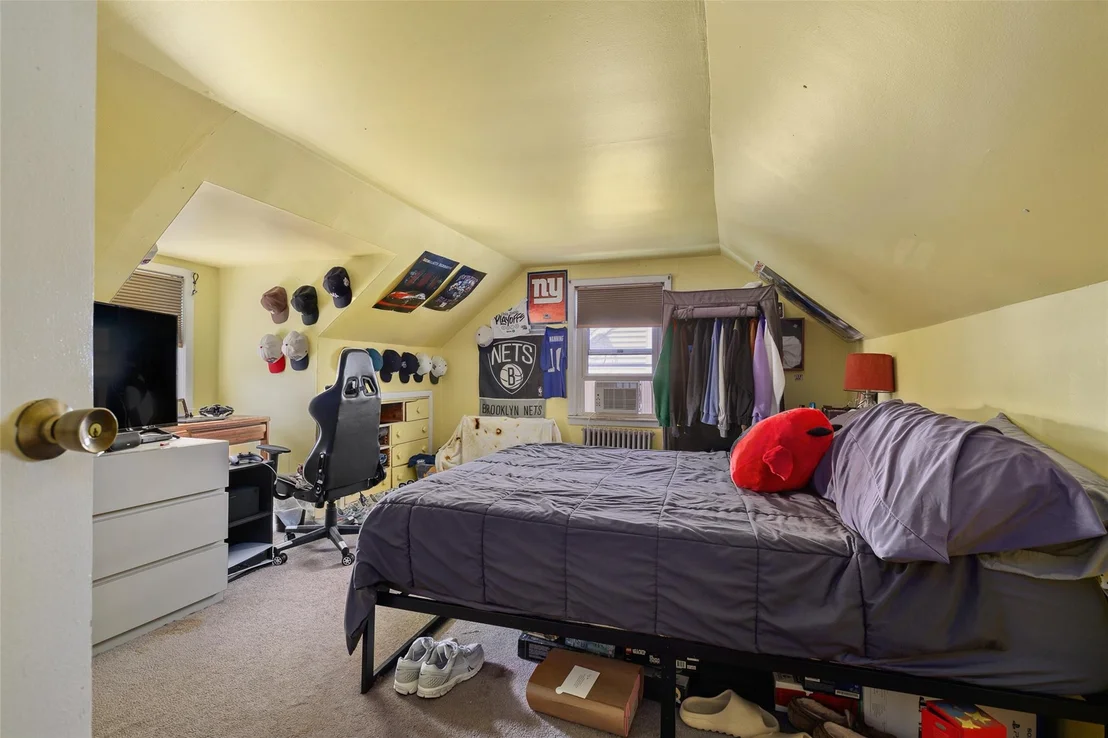 Photo of 2155 Maple Street