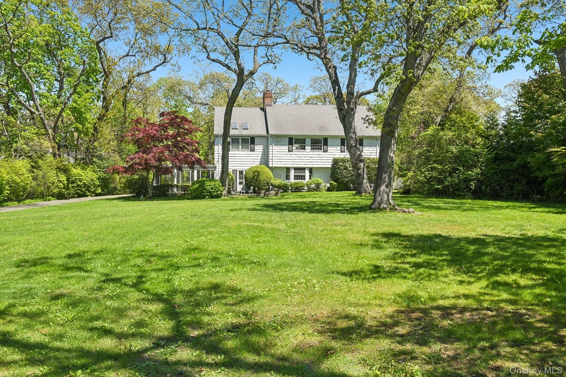 Photo of 190 Pond Crossing