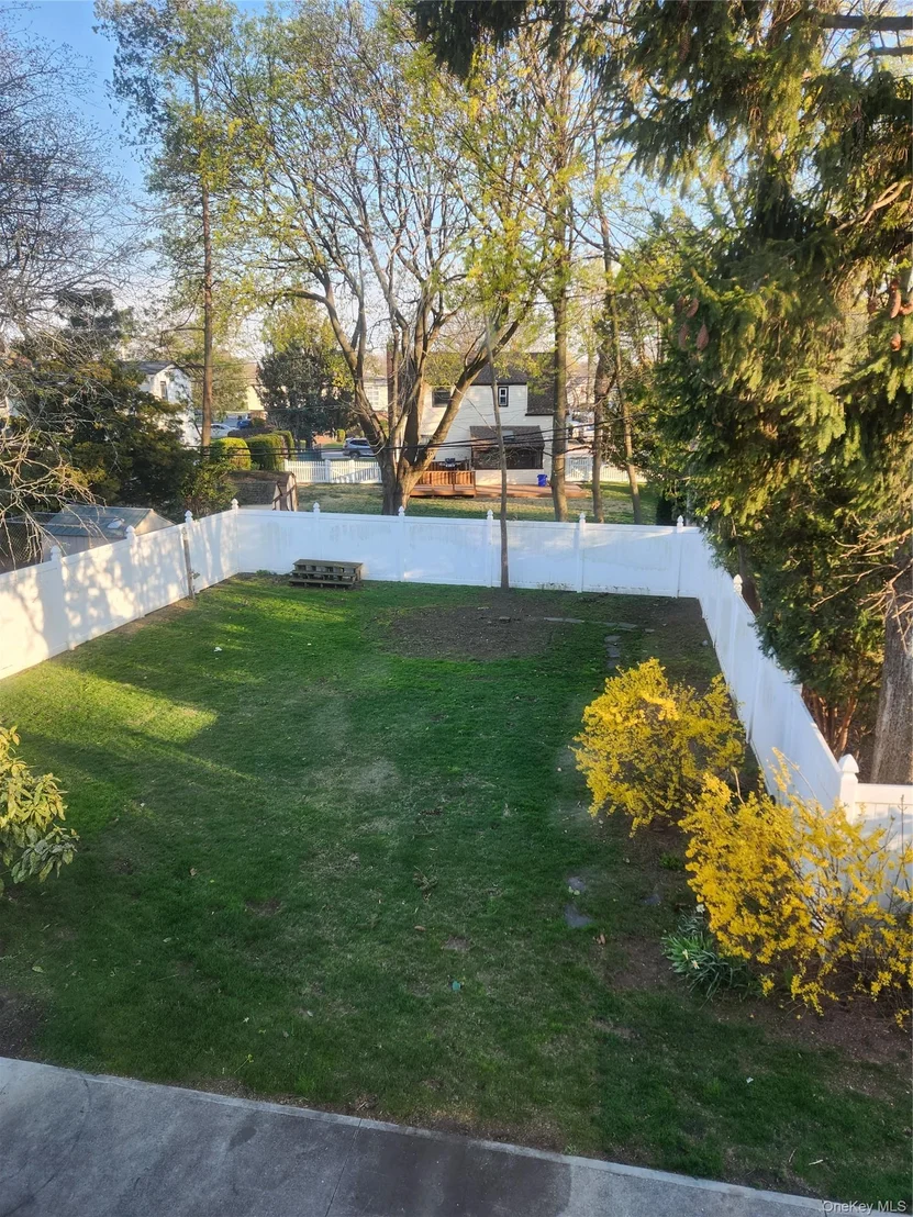 Photo of 142 Morris Parkway