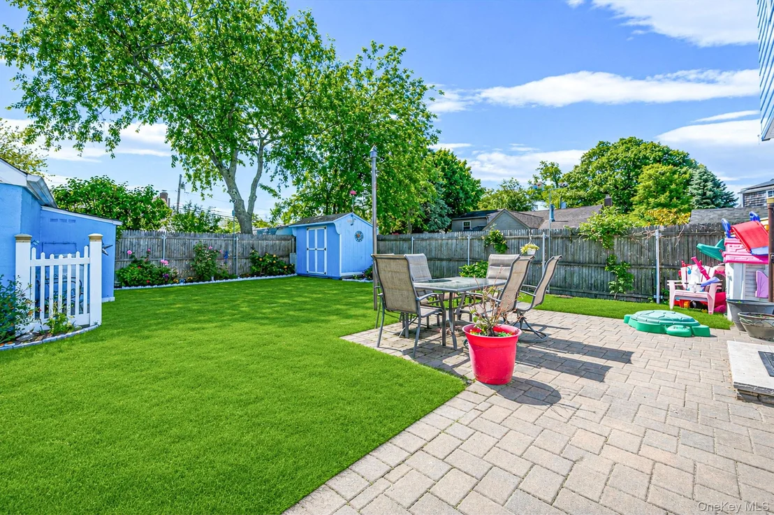 Photo of 61 N Ocean Avenue