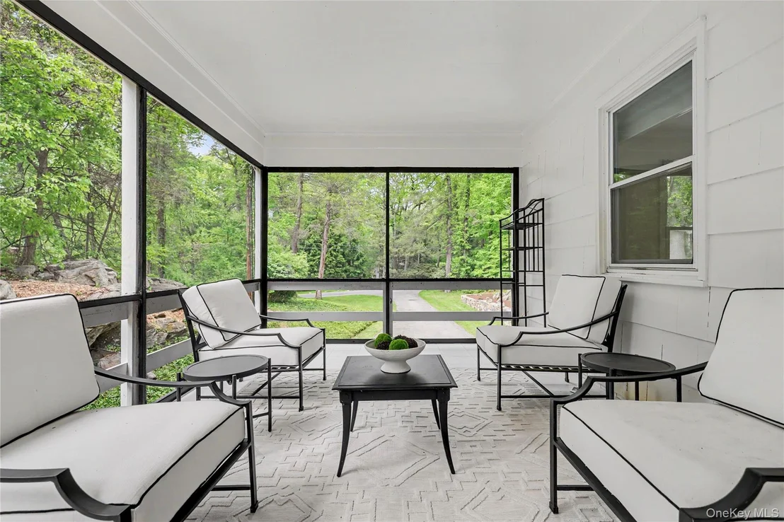 Photo of 28 Valley View Road