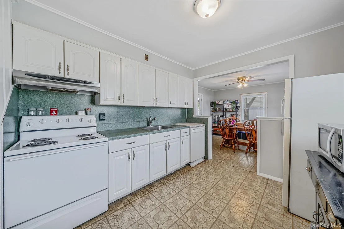 Photo of 48 Hollyhock Road