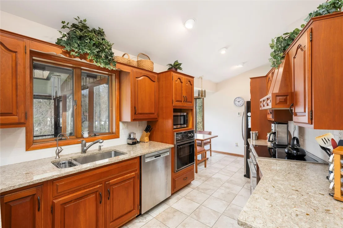 Photo of 23 Stoutenburgh Drive