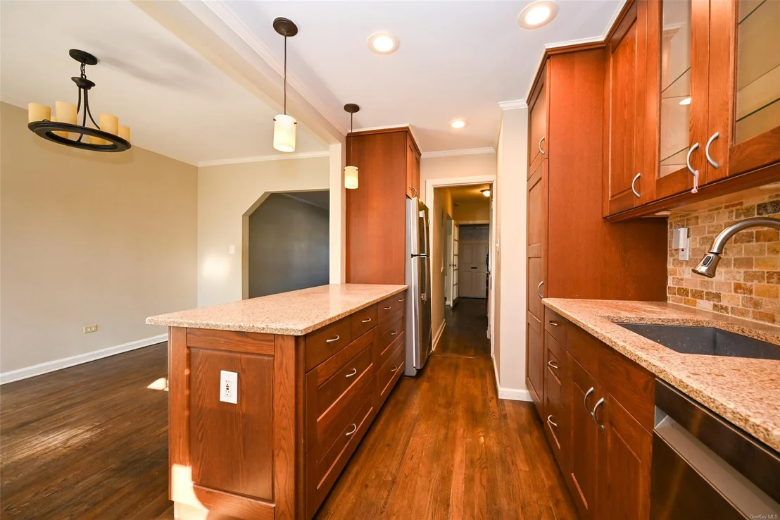Photo of 46-84 Hollis Court Boulevard