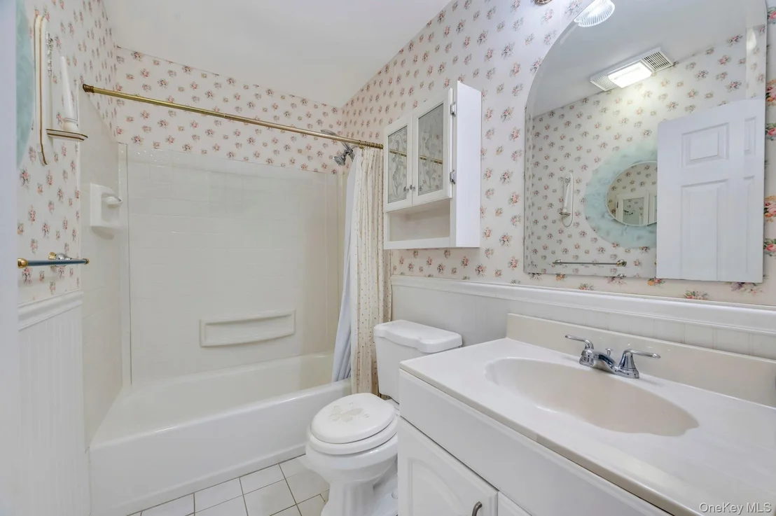 Photo of 40 Sequoia Way