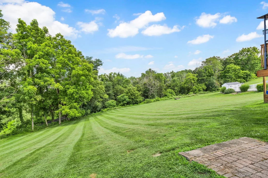 Photo of 331 Ridge Road