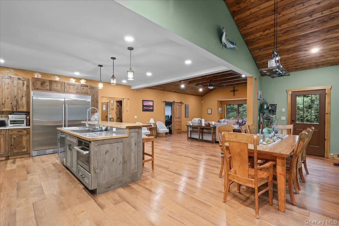 Photo of 161 Crane Road