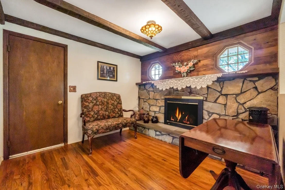 Photo of 5 Peekskill Avenue