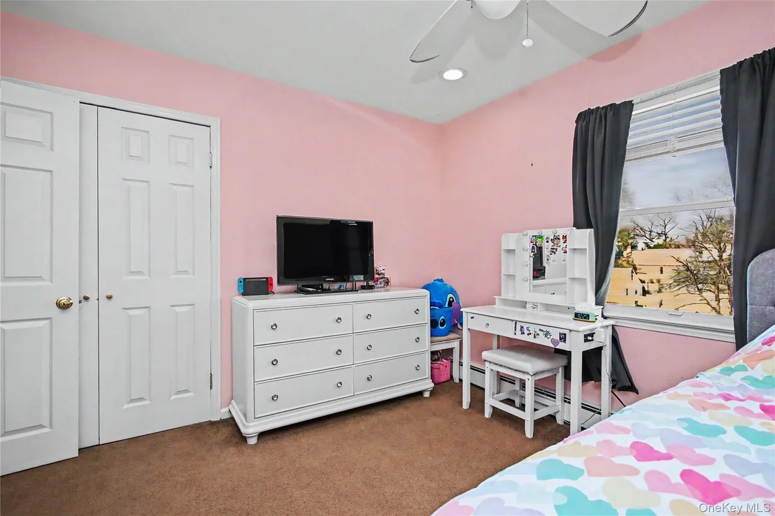 Photo of 14 Emerald Place