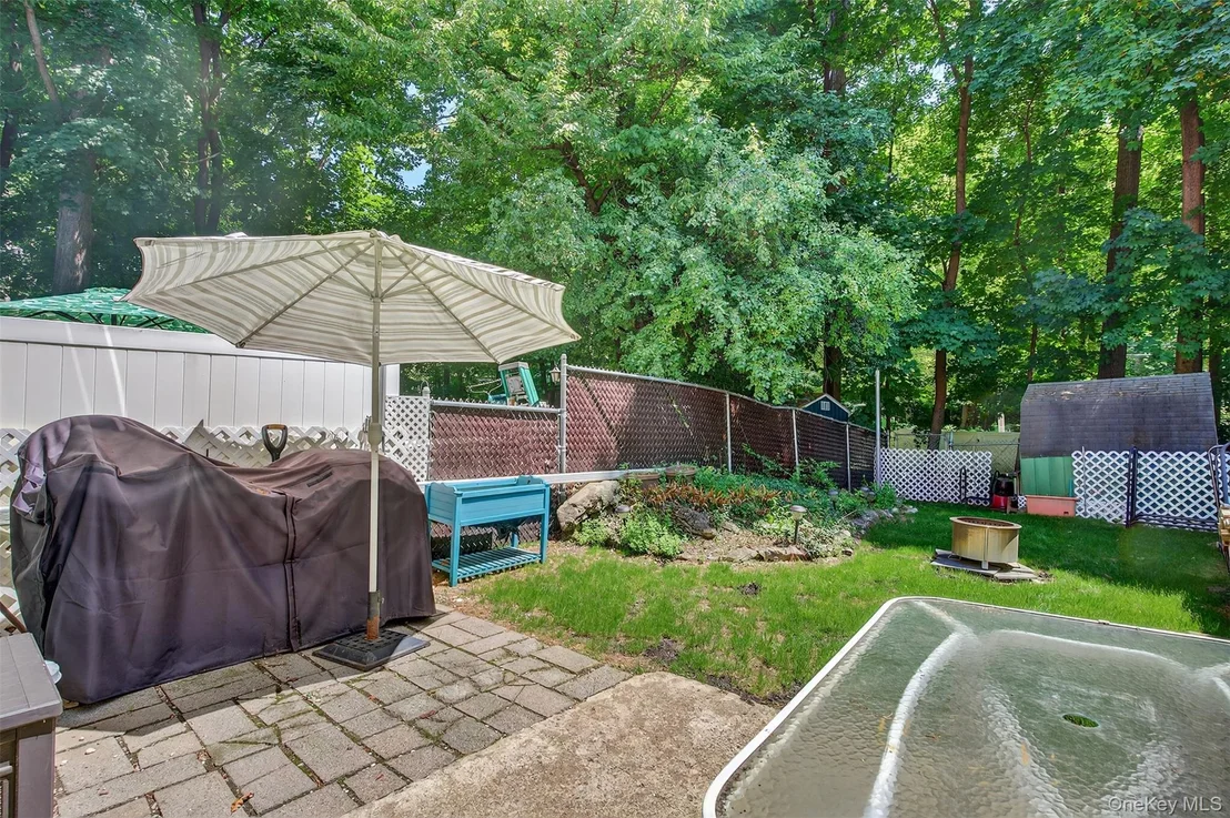 Photo of 5 Roundtree Court