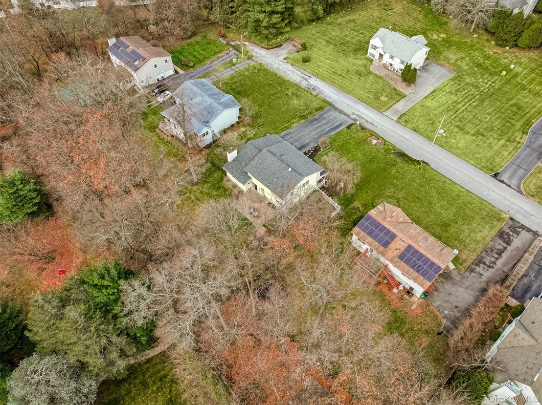 Photo of 18 Mountainview Avenue