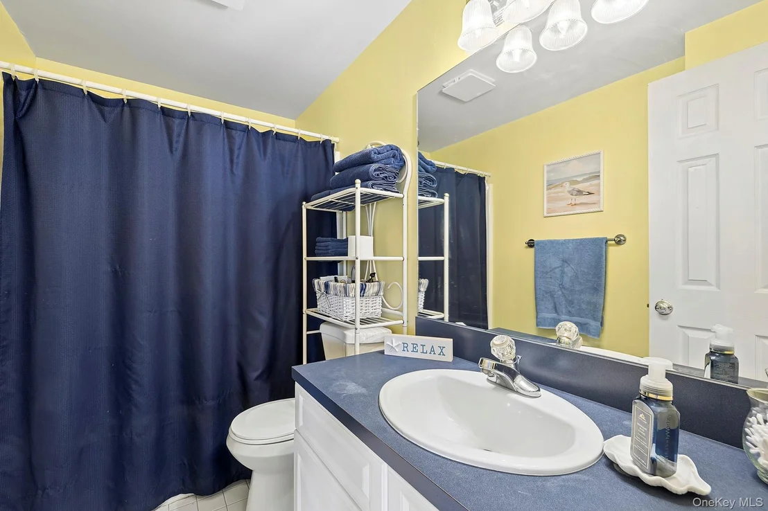 Photo of 240 Lisa Drive