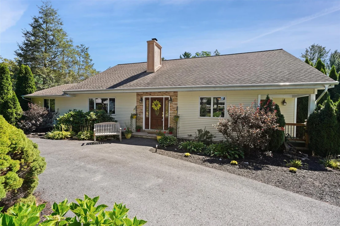 Photo of 10 Chestnut Drive