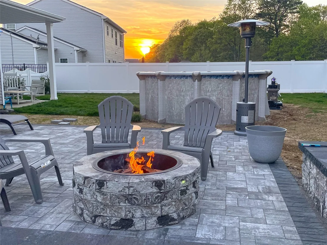 Photo of 15 Pondview Circle