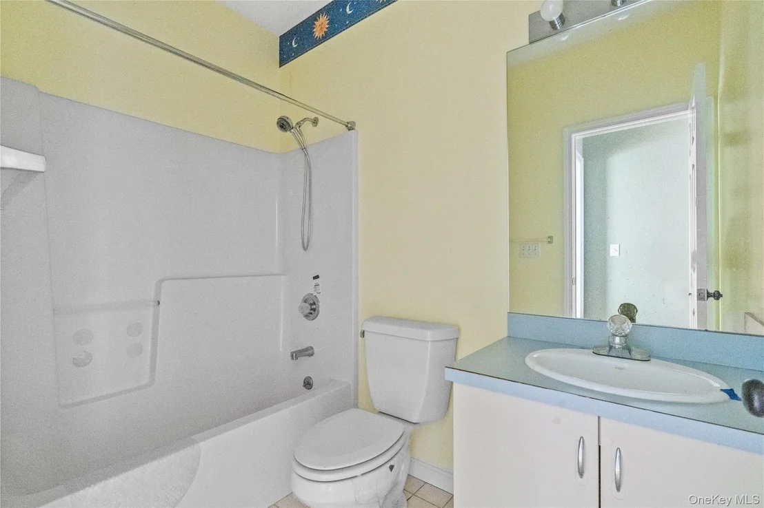 Photo of 2 Bridle Way