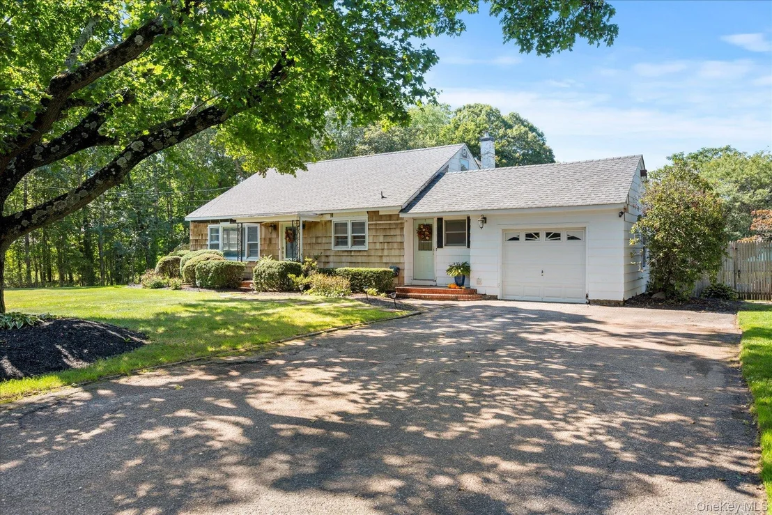 Photo of 33595 Main Road
