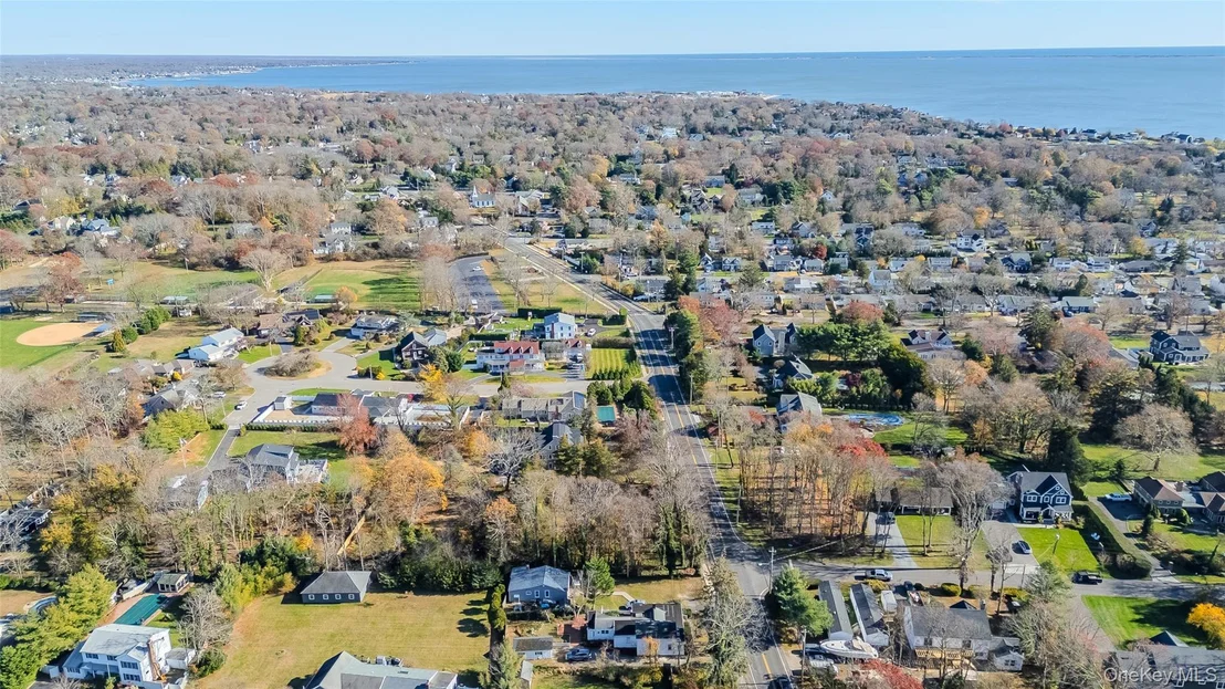 Photo of 403 Middle Road