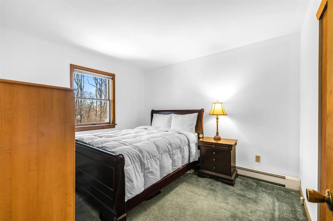 Photo of 33 Ireland Drive