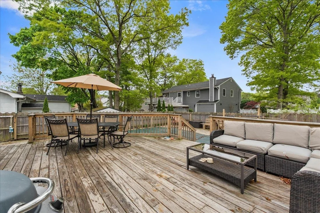 Photo of 164 N Prospect Avenue