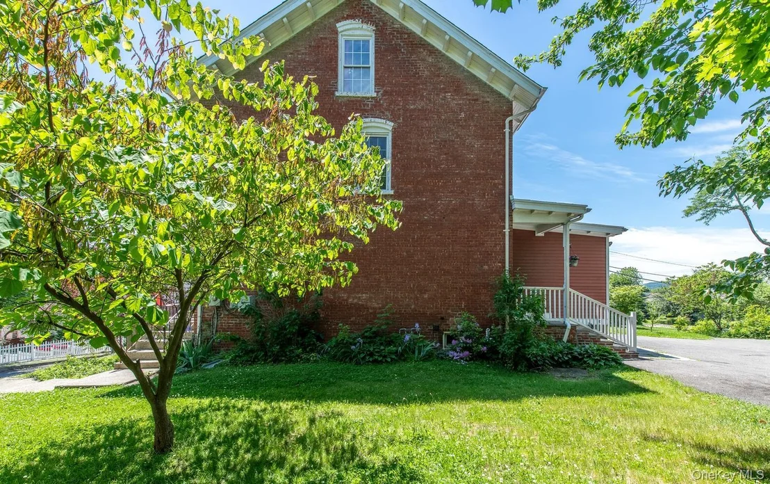 Photo of 33 Cliff Street