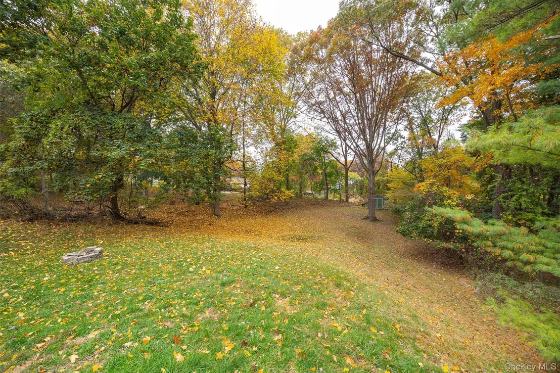 Photo of 19 Timberline Drive