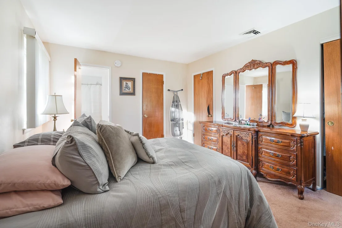 Photo of 8 Nicole Drive