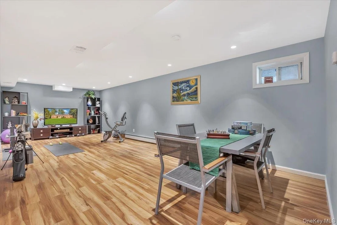 Photo of 47 Willow Drive