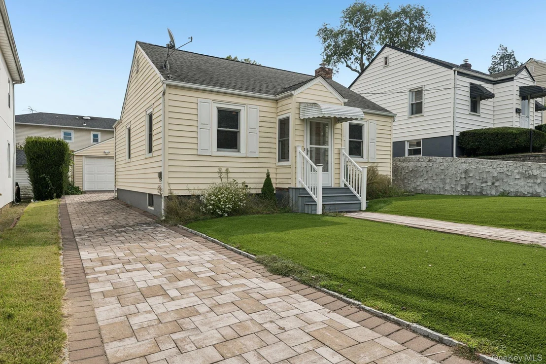 Photo of 105 Devon Road