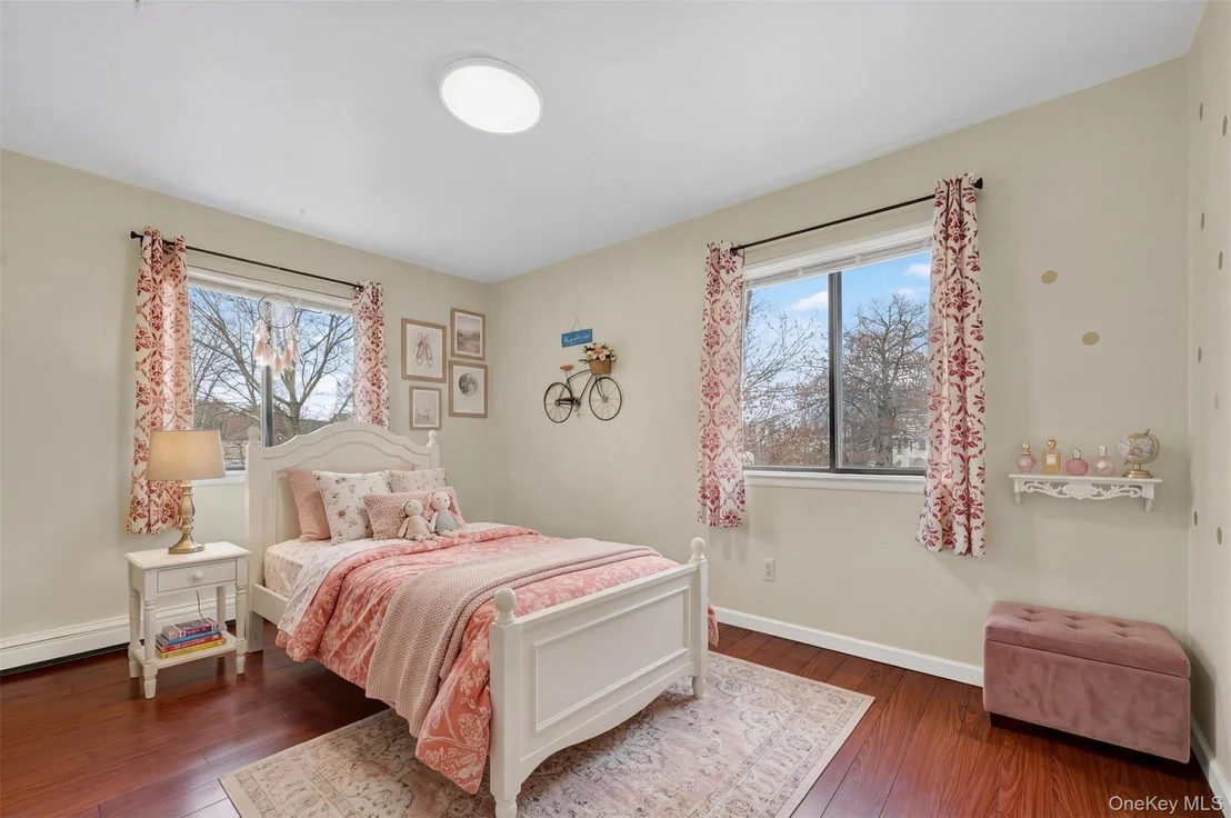Photo of 22 Cambridge Circle