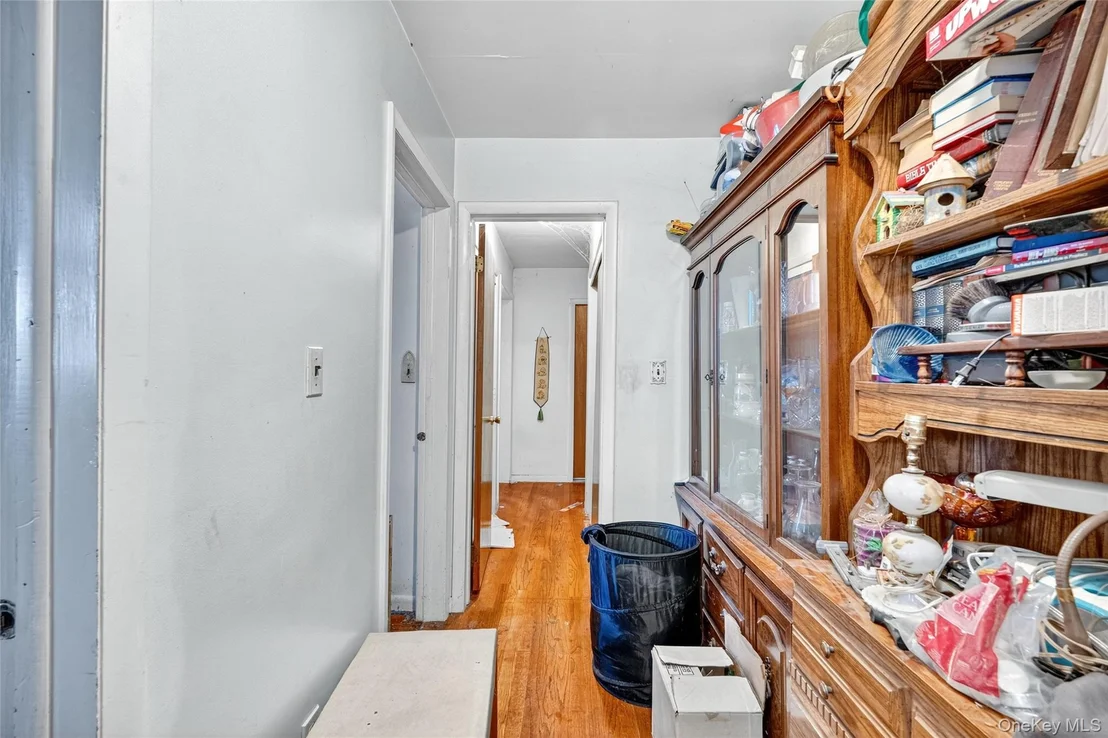 Photo of 25 Russell Road