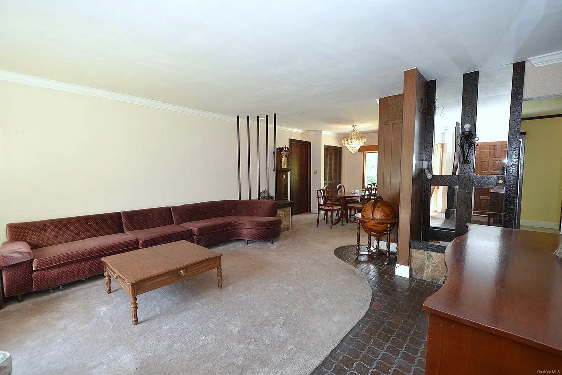 Photo of 60 Tanglewood Drive