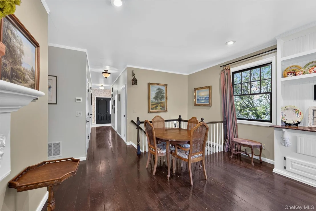 Photo of 708 Kossuth Place