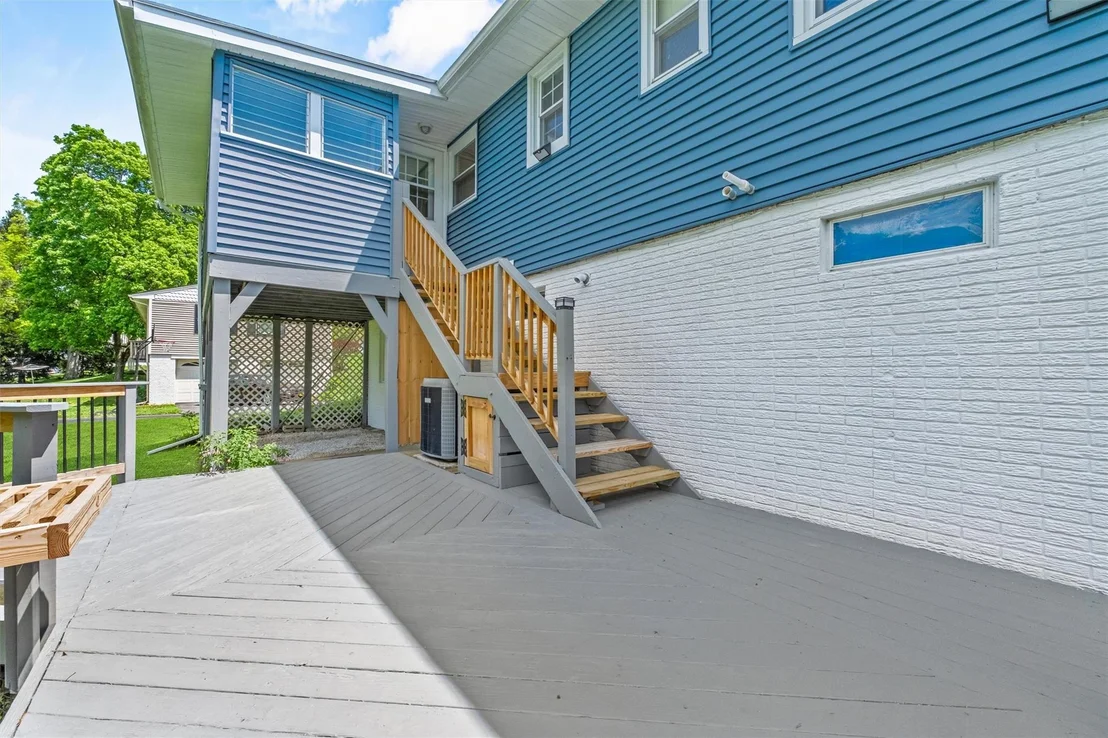 Photo of 8 Cameron Lane
