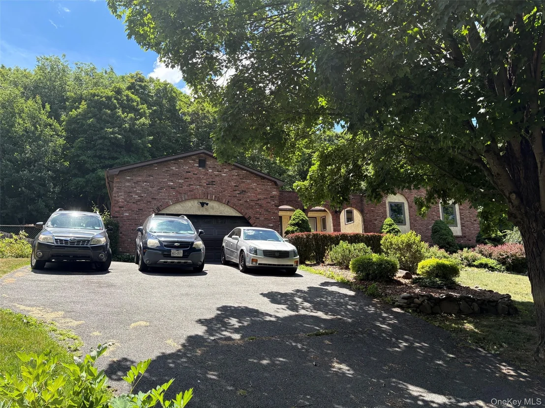 Photo of 12 Arlington Drive