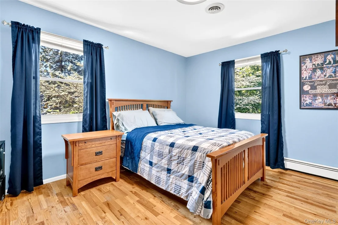 Photo of 4 Rockridge Drive