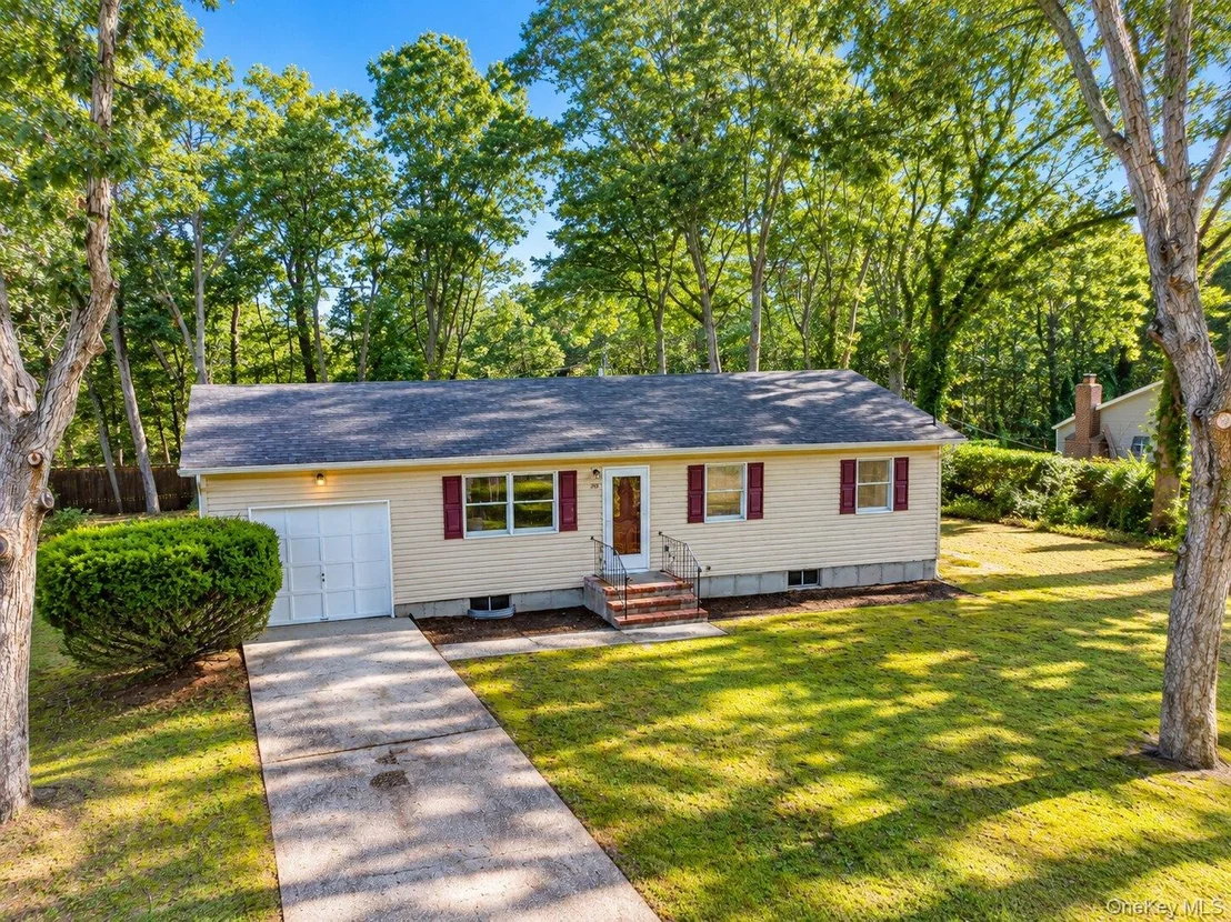 Photo of 50 Fanning Boulevard