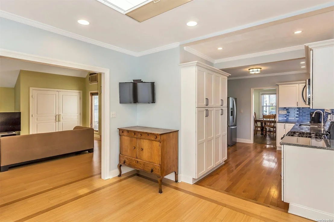 Photo of 72 Wilson Avenue