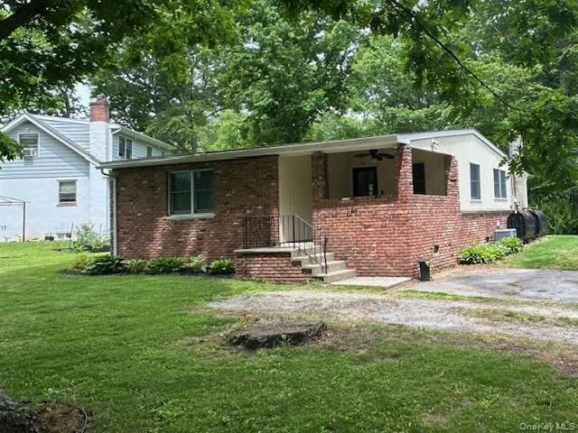 Photo of 15 Roanoke Road
