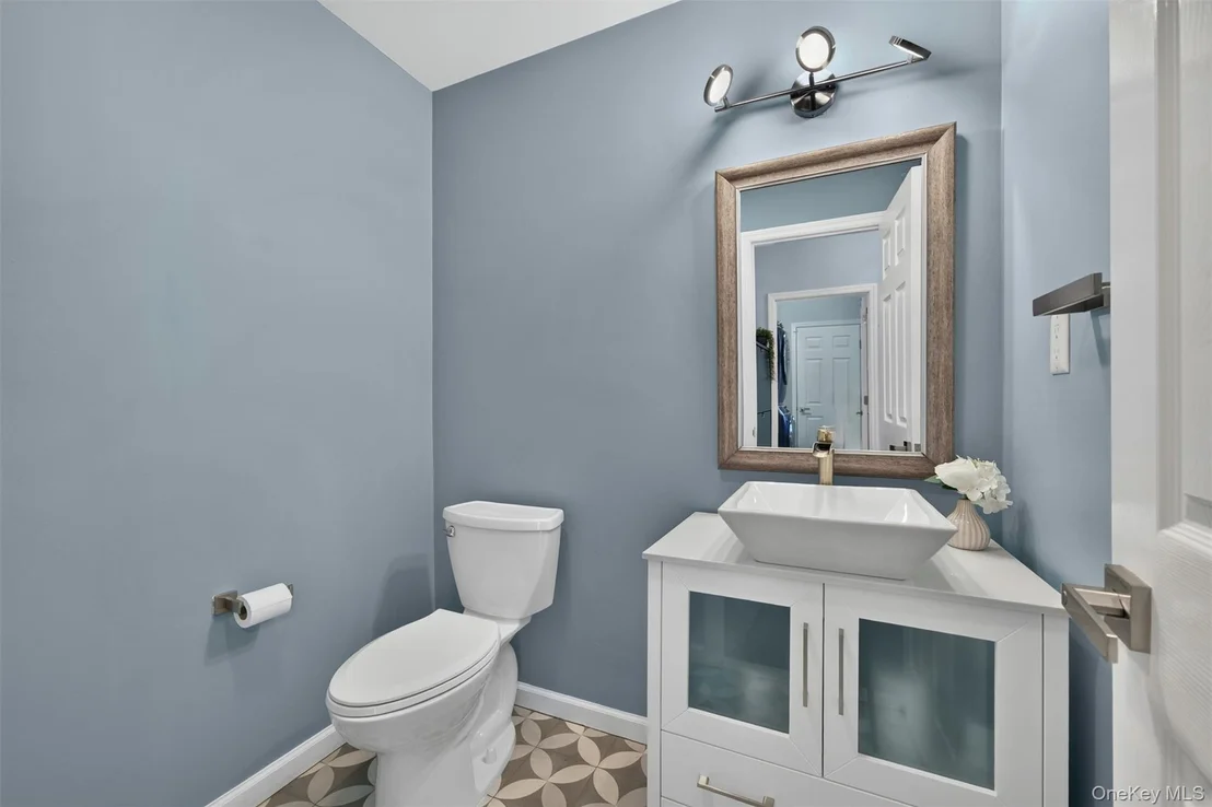 Photo of 38 Pinehurst Circle