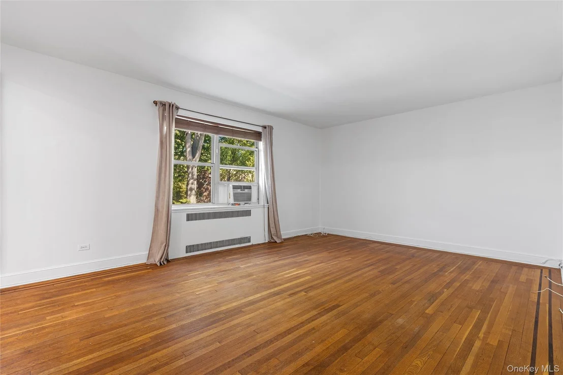 Photo of Unit 2D at 824 Palmer Road