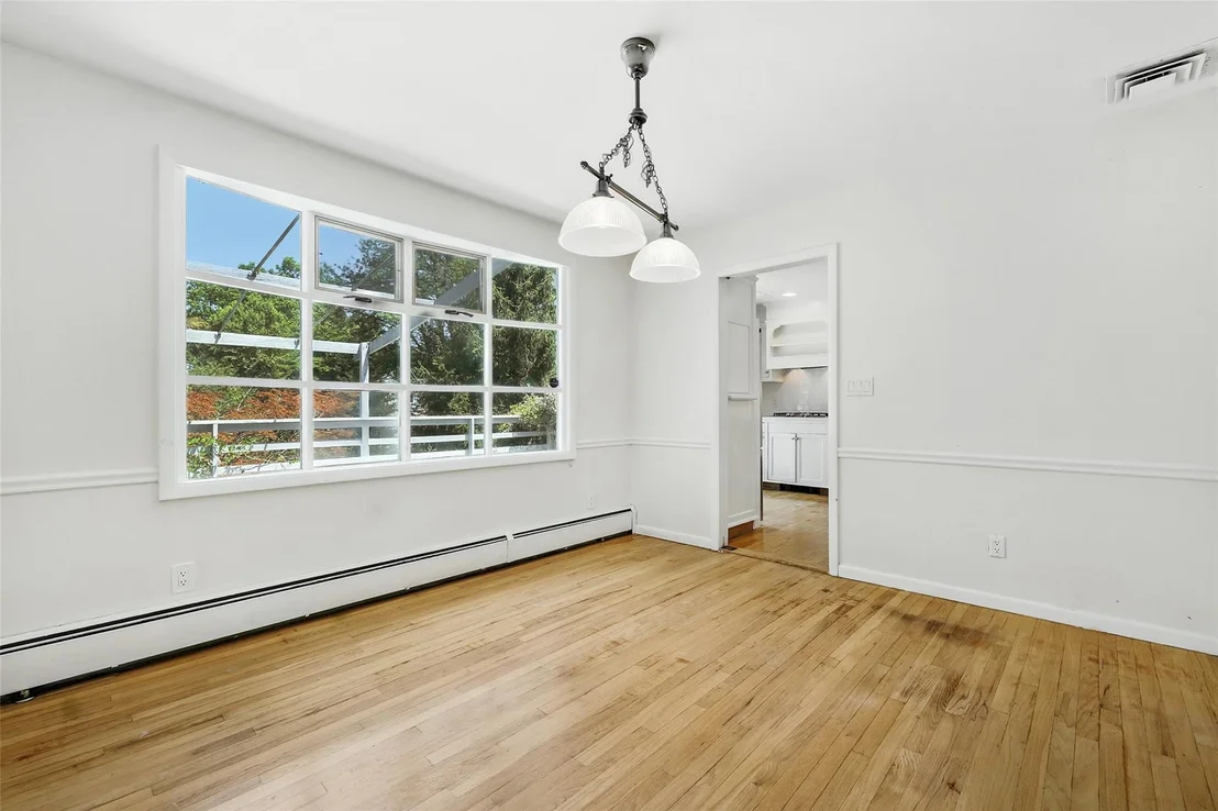 Photo of 71 Apawamis Avenue
