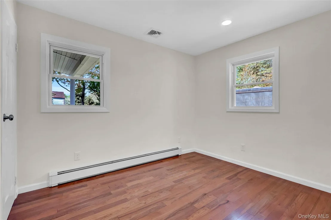 Photo of 339 Barton Avenue