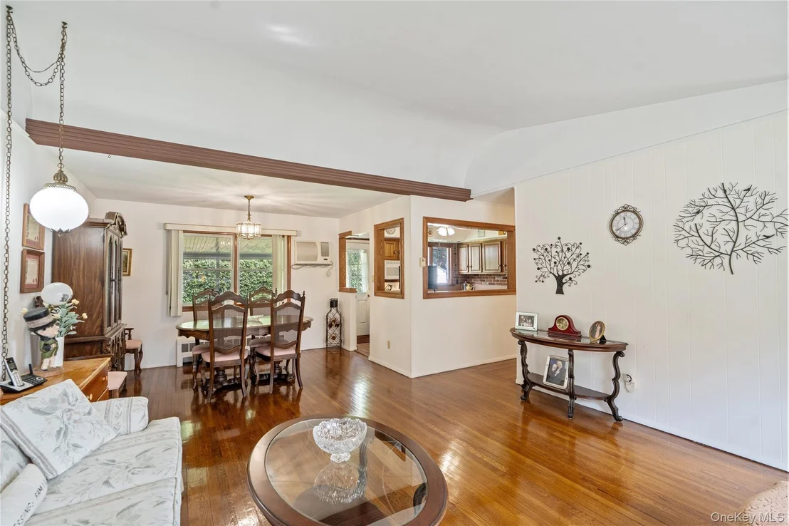 Photo of 5 Shubert Lane