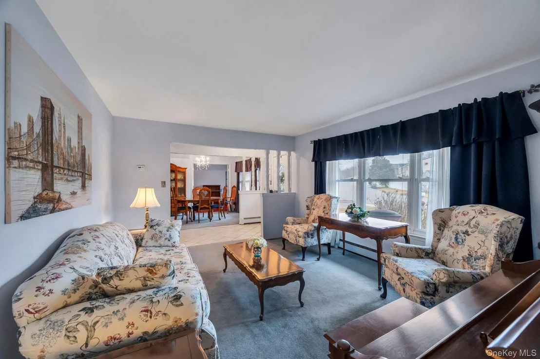 Photo of 40 Sequoia Way